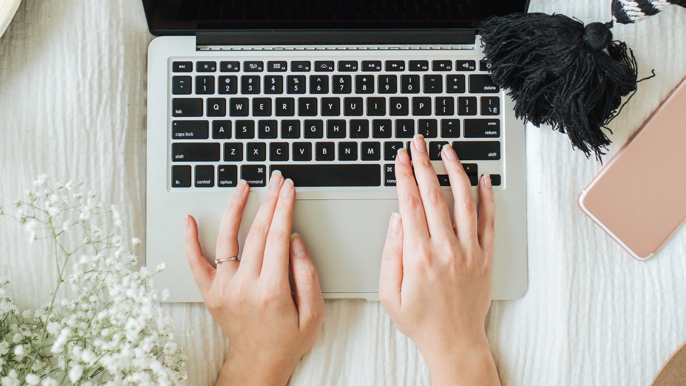 20 Best Blogging Tools For Beginners (Tried And Tested!)