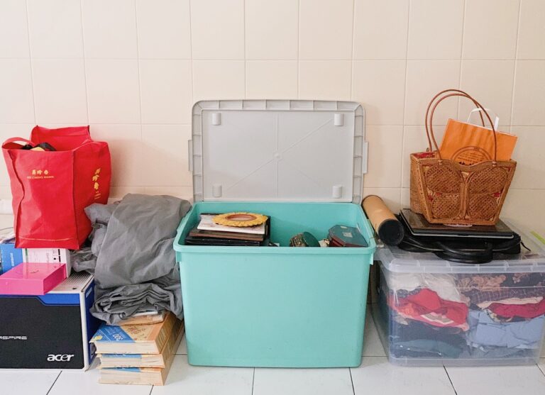 How to organize a junk room