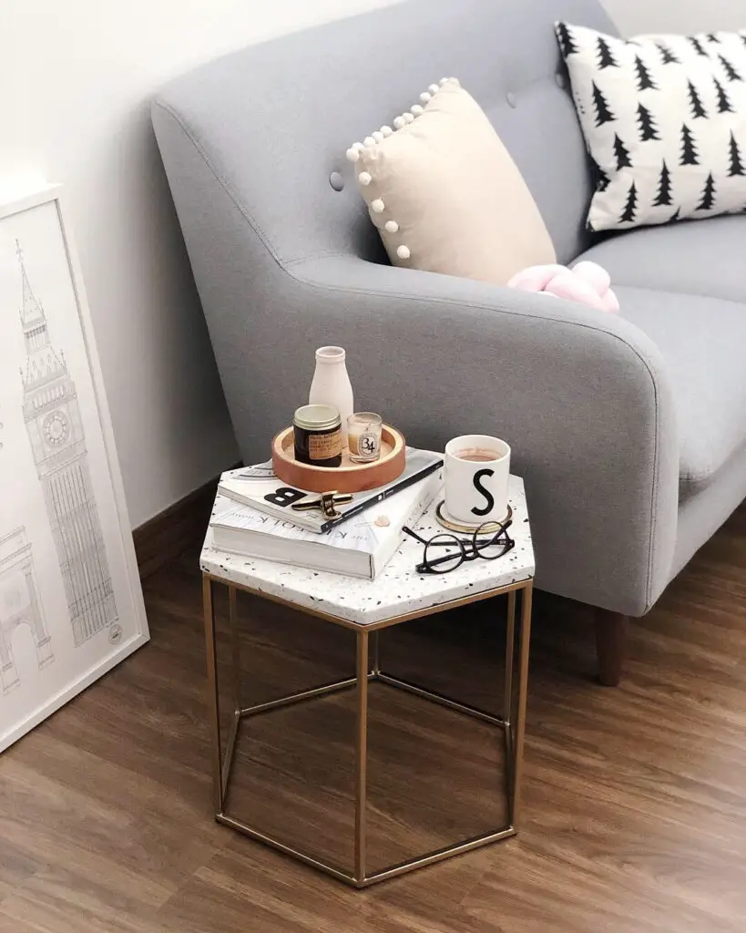 Modern coffee table decor living room