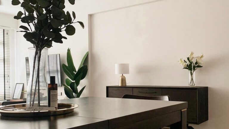 This Timeless Singaporean Apartment Has The Cutest Room For A Furry Friend