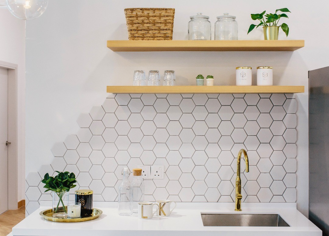 Pros and cons of hiring an interior designer