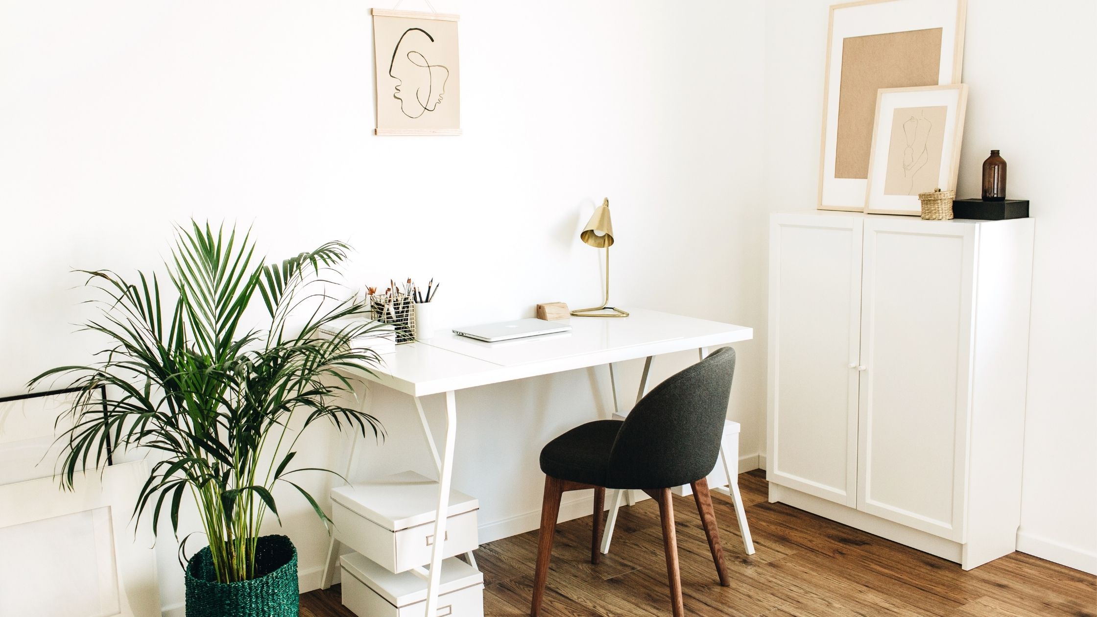 100 things to declutter this yea