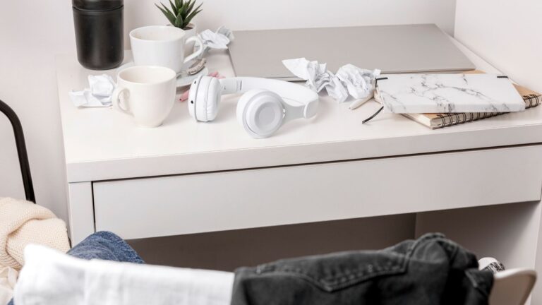 Decluttering Tips For Hoarders