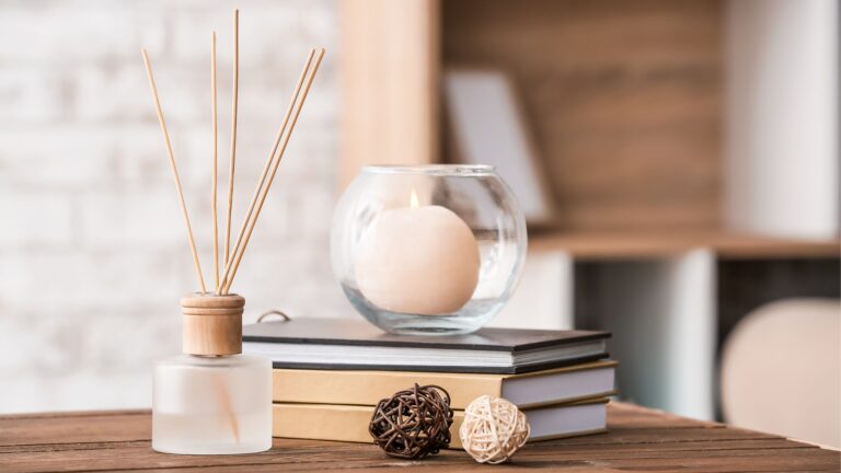 Reed diffuser vs candle - which is the better option for your home