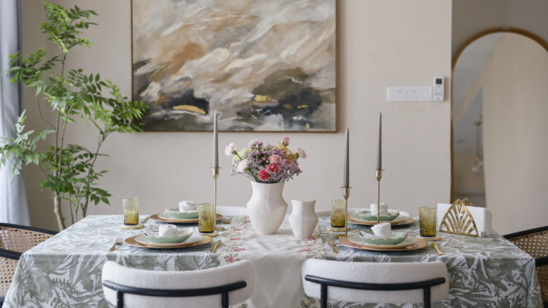 Simple Mother's Day Table Setting - Pastel & Floral Theme