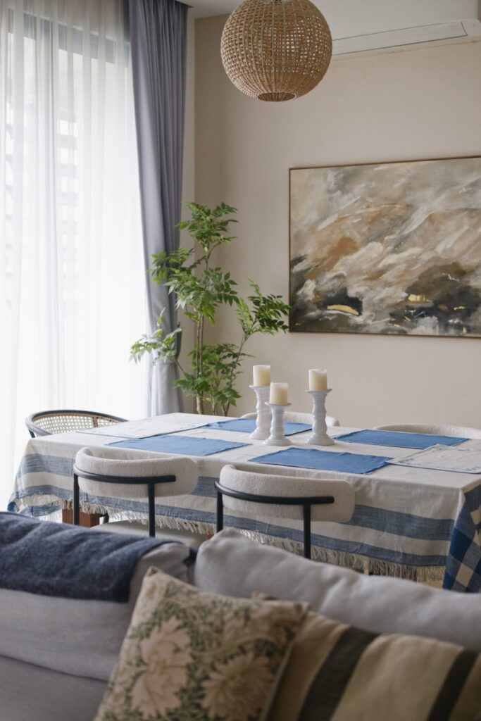 How To Style A Dining Table When Not In Use [10 Simple Ideas!]