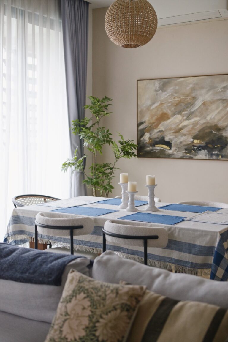 How To Style A Dining Table When Not In Use [10 Simple Ideas!]
