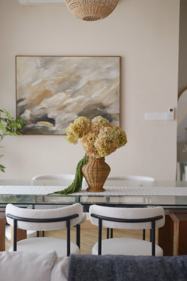How To Style A Dining Table When Not In Use [10 Simple Ideas!]